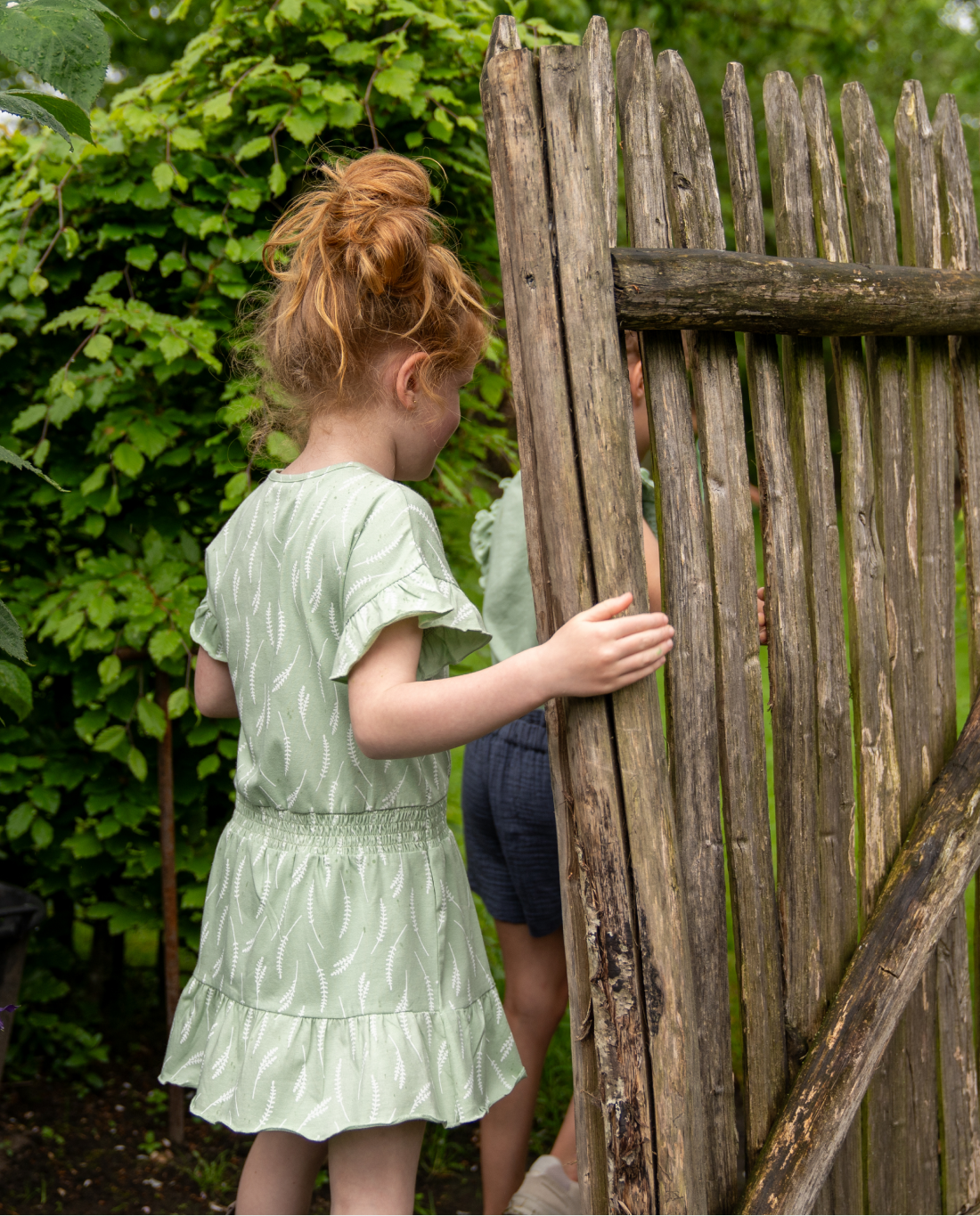 Celadon Green | Dievčenské šaty s krátkym rukávom