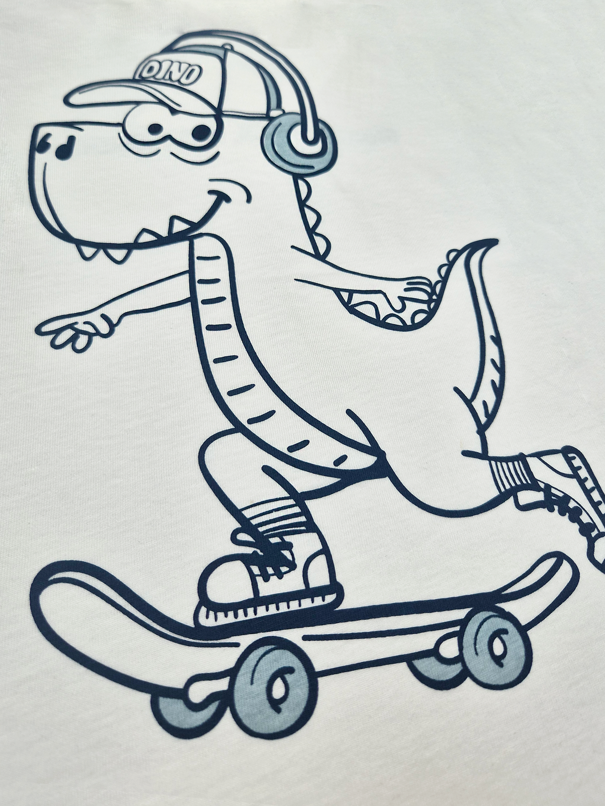Cream Skater Dino | Chlapčenské tričko s dlhým rukávom - voľný strih