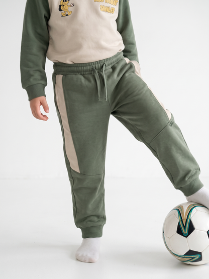 Sage Green | Chlapčenské tepláky - voľný strih