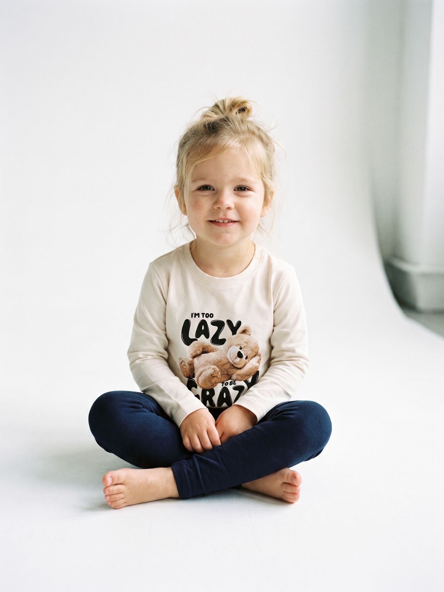 White Lazy Teddy | Dievčenské tričko s dlhým rukávom - voľný strih