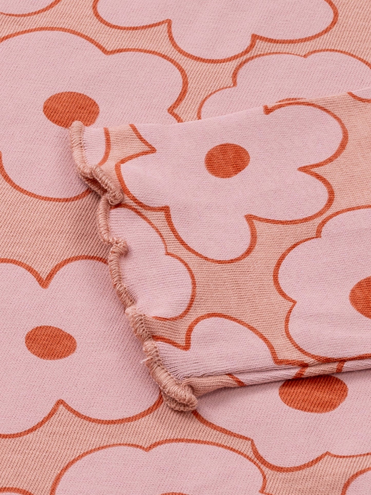 Peach Beige Flowers | Dievčenské tričko s dlhým rukávom